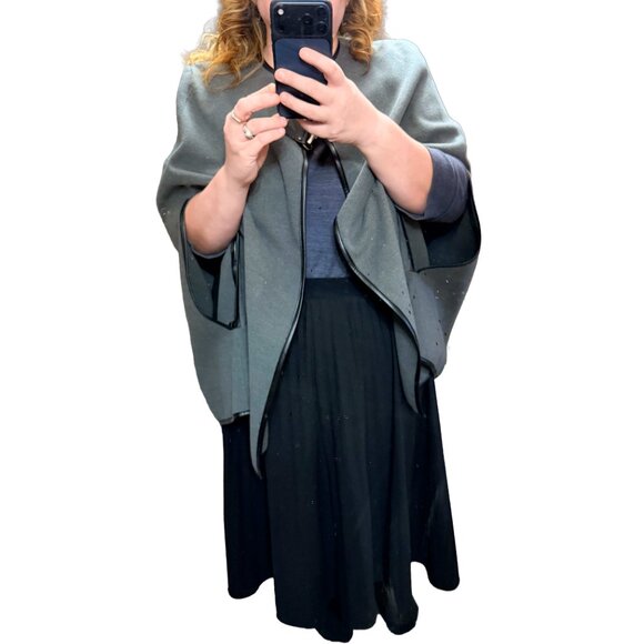 Torrid Gray PU Trim Cape Coat NWT – Plus Size Chic Layering Piece - Picture 1 of 14